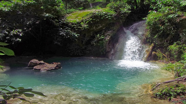 Air Terjun Tesbatan, Surga Tersembunyi di Amarasi dengan Pesona Tiada Duanya