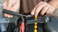 Perawatan Aki Kering yang Benar dan Sesuai Standar