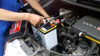 Aki Mobil Sering Tekor, 4 Hal Ini Bisa Jadi Penyebabnya