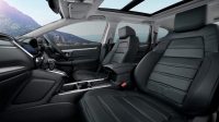 Tips Hilangkan Bau Bensin di Kabin Mobil dengan Bahan Alami