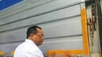 Jangan Asal Tempel, Pasang Stiker di Truk Ada Aturannya