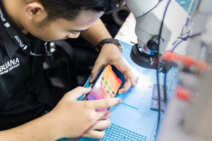 tempat ganti kaca hp lepas terbaru