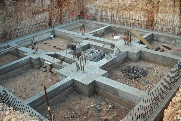 cara membangun pondasi rumah 12x40 yang efisien dan efektif