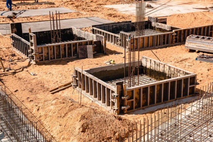 pondasi fondation kokoh pembuatan tahap travaux bangunan rumah kuat megaconconcrete