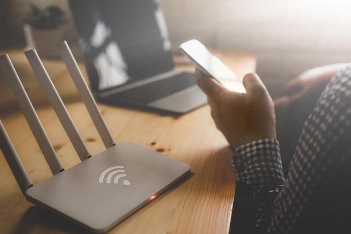Tips mempercepat koneksi internet di smartphone Android dan iPhone terbaru
