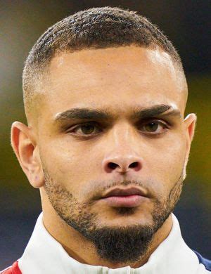 Profil Layvin Kurzawa